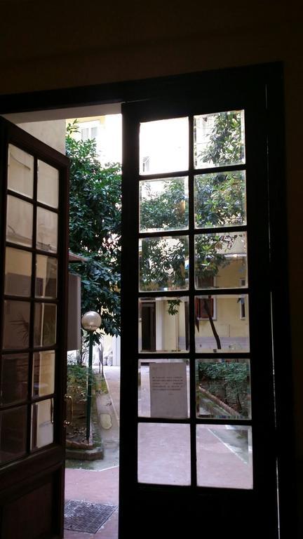 ホテル Casa Rosy ローマ エクステリア 写真
