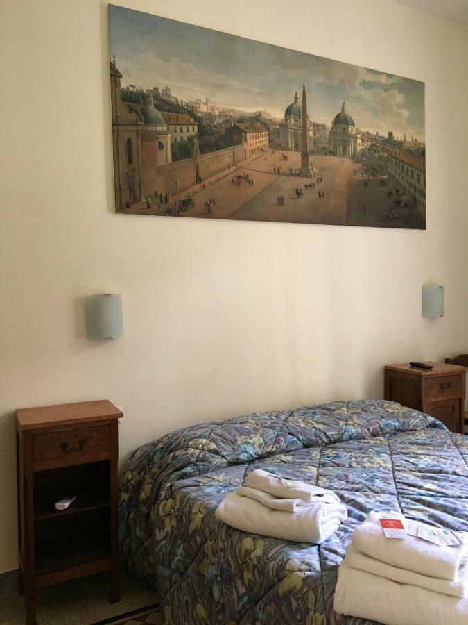 ホテル Casa Rosy ローマ エクステリア 写真